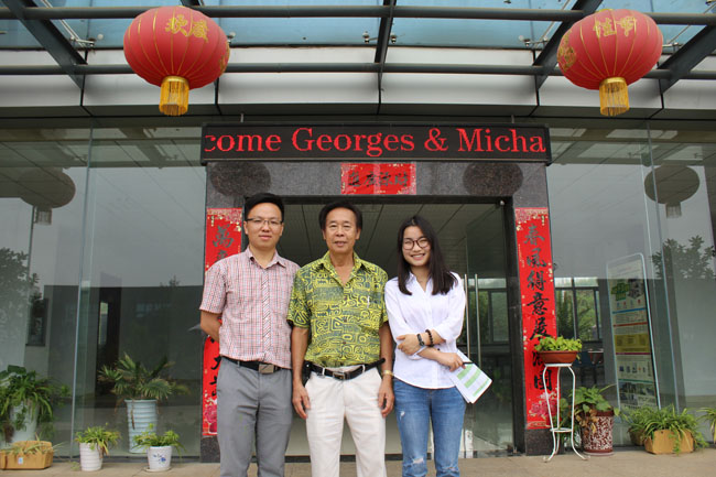 Warmly Welcome Customer Mr. Gorge from Tahiti visiting our company